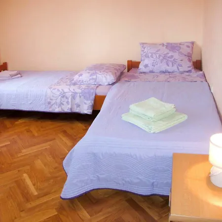 Haus Lino 583s Apartment Štinjan